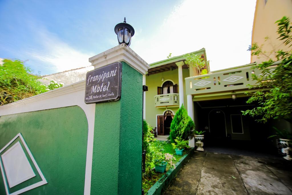 Frangipani motel Galle Esterno foto
